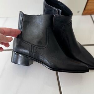 Women's Black Cole Haan Ankle Boots size 7